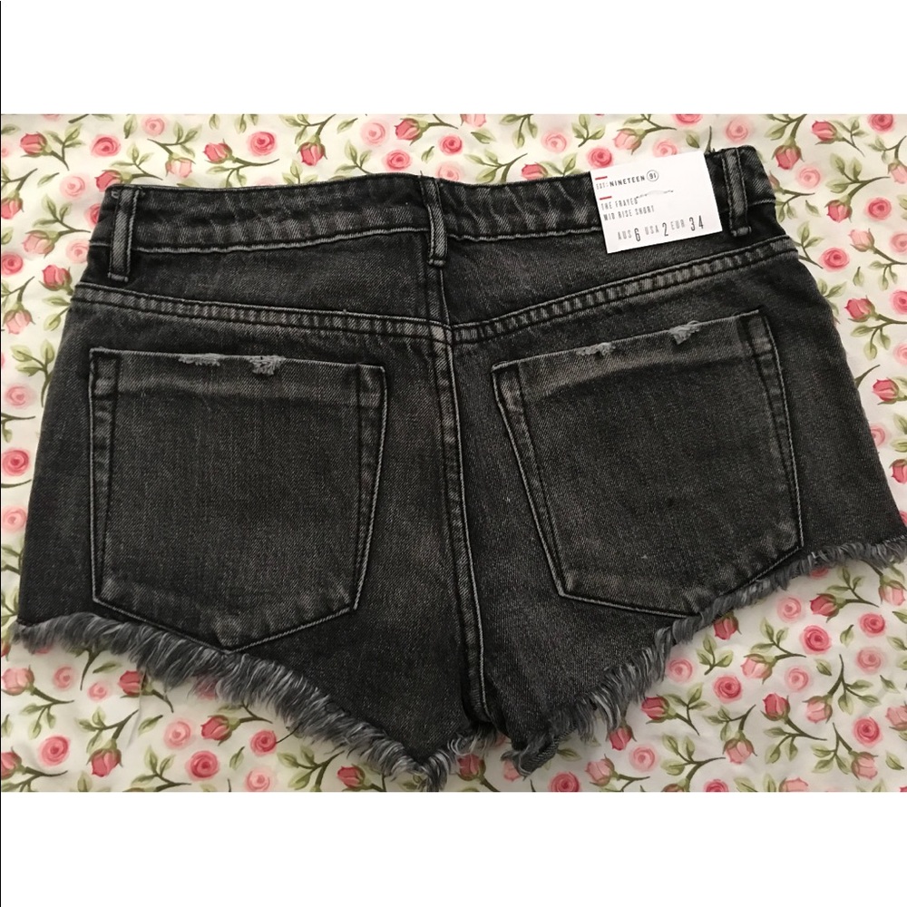 Shorts - Picture 2 of 2